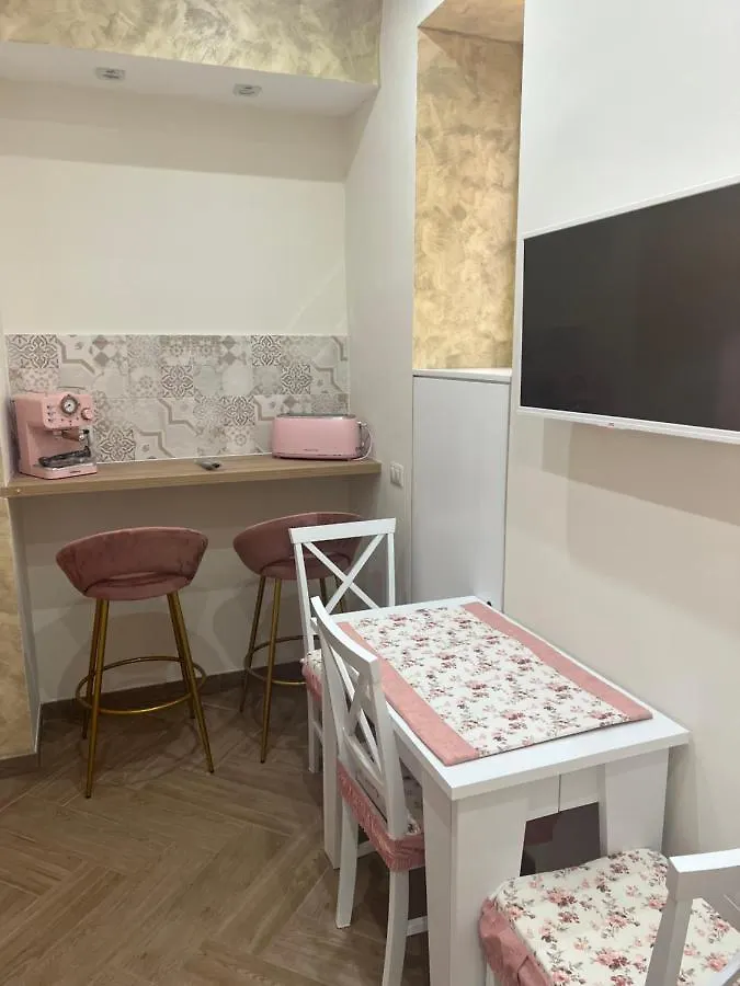 The Pink House Luxury Apartment Naples